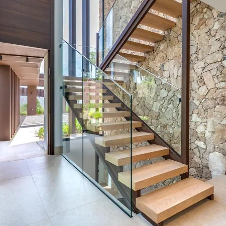 Villa Vacation I The Address, Brand-new Villa, Private Turquoise Pool, 6bdr, Prime Golf Valley Location, Minutes From Puerto Banus, Luxury Interiors, Private Gym, Lounge Bar Marbella